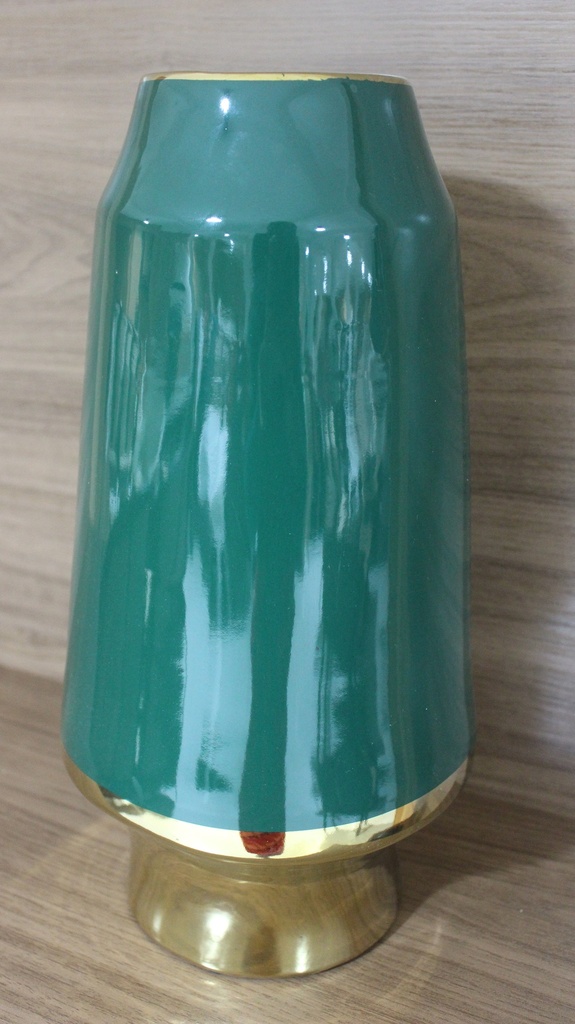 VASE V-809-1